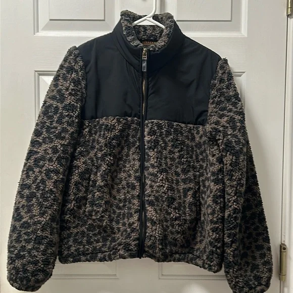 P.J.Salvage Faux Fur Jacket / Coat Size Medium - Picture 1 of 15